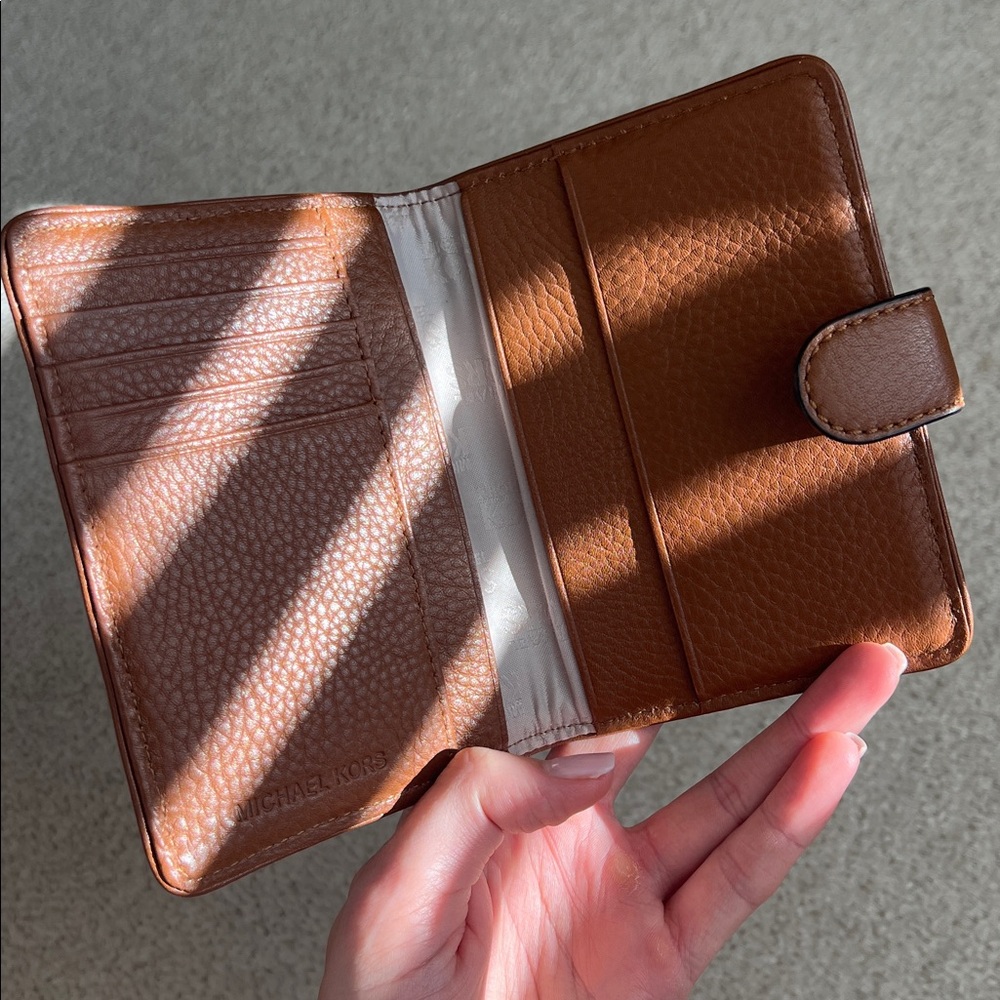 Michael Kors Leather Passport Case - Picture 3 of 4